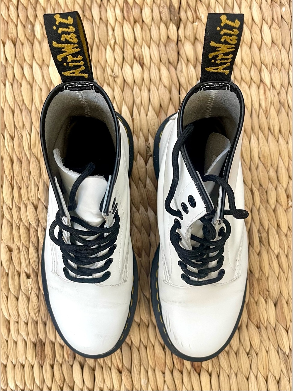 Dr Martens 1460 8 Eye (Unisex) Women's 8 Men 7